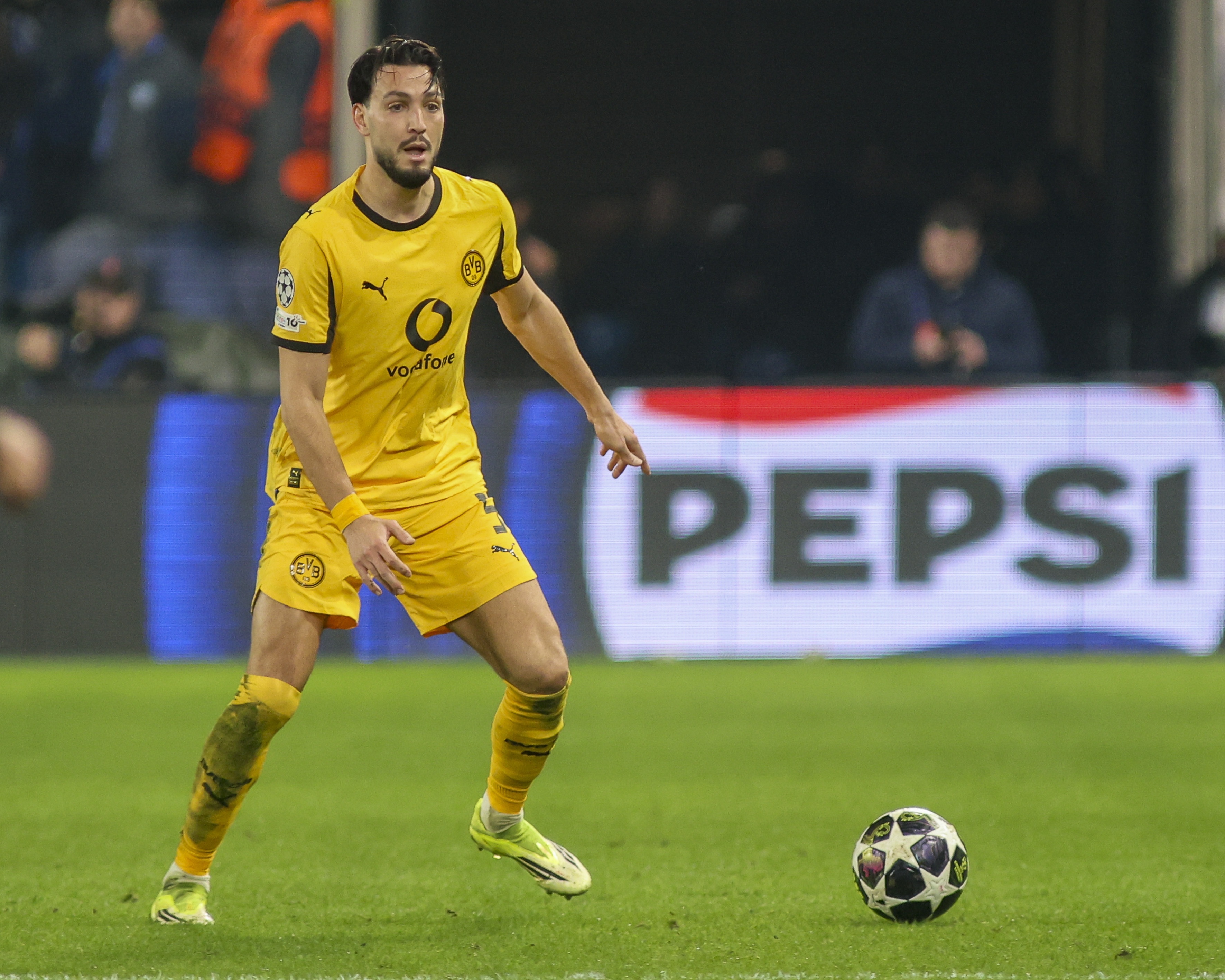 开云-本塞拜尼谈争冠：我们须尽可能多的拿分，并寄希望于拜仁丢分