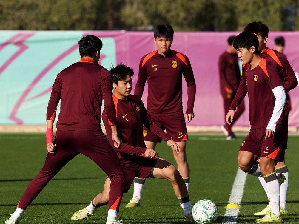 开云官网-u23亚洲杯决赛，只要教练思路对，拜合拉木站出来，就有机会夺冠