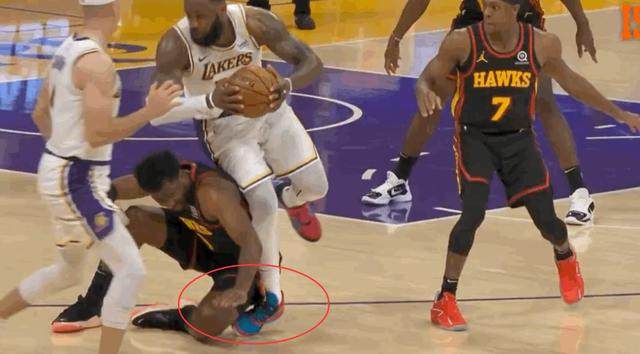 开云官网-【观察】三问詹姆斯伤退 MVP黄了？湖人卫冕拉响警报